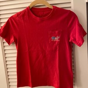 Red Vineyard Vines T shirt